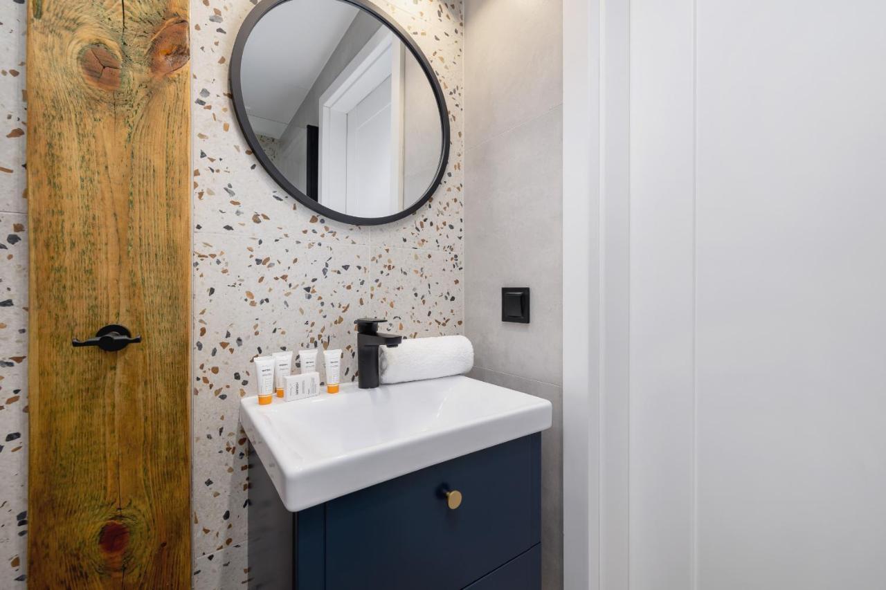 Cosy Apartments Kosciuszki Near The Main Train Station By Noclegi Renters คาโตวีตเซ ภายนอก รูปภาพ