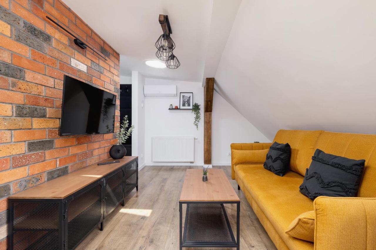 Cosy Apartments Kosciuszki Near The Main Train Station By Noclegi Renters คาโตวีตเซ ภายนอก รูปภาพ
