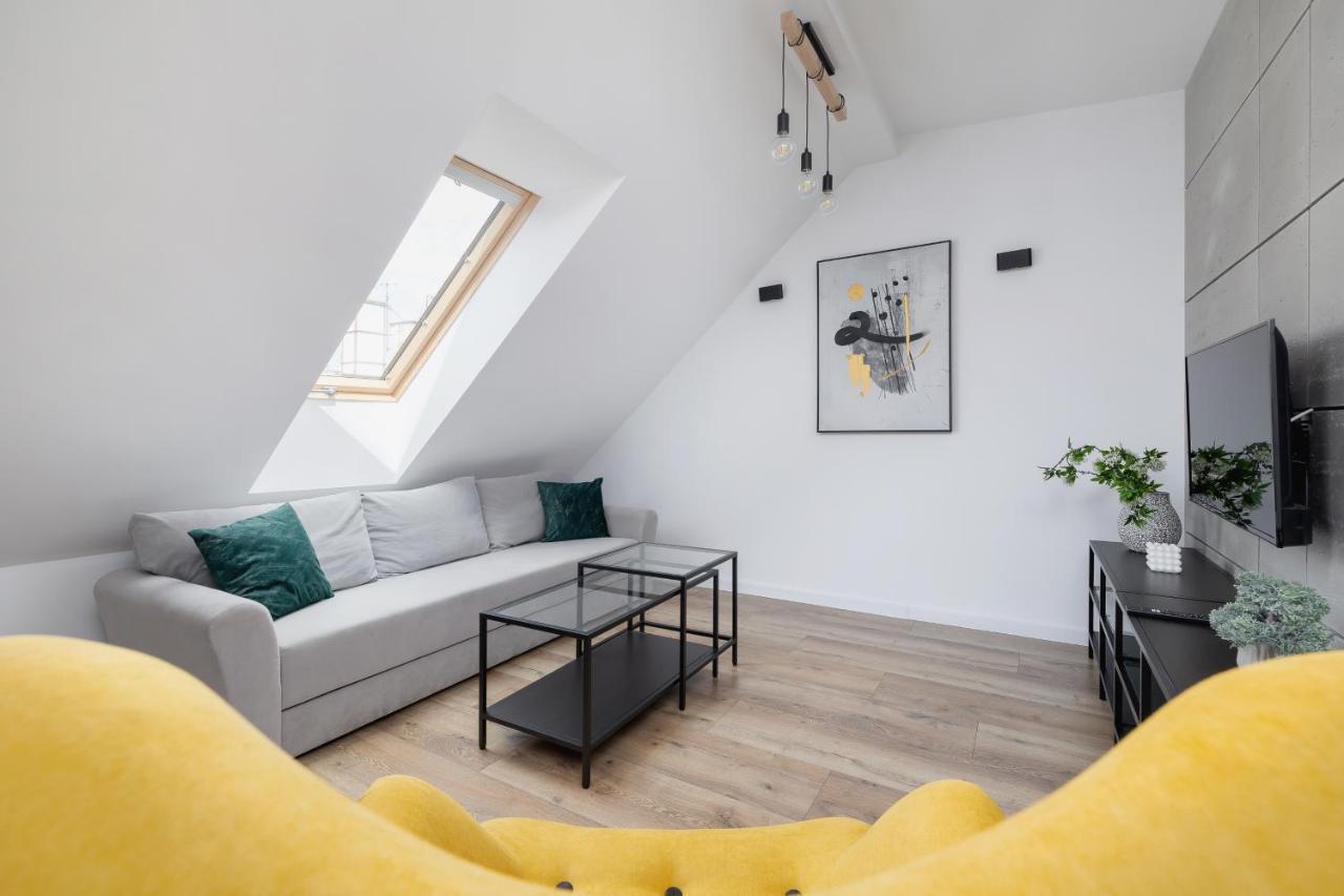 Cosy Apartments Kosciuszki Near The Main Train Station By Noclegi Renters คาโตวีตเซ ภายนอก รูปภาพ