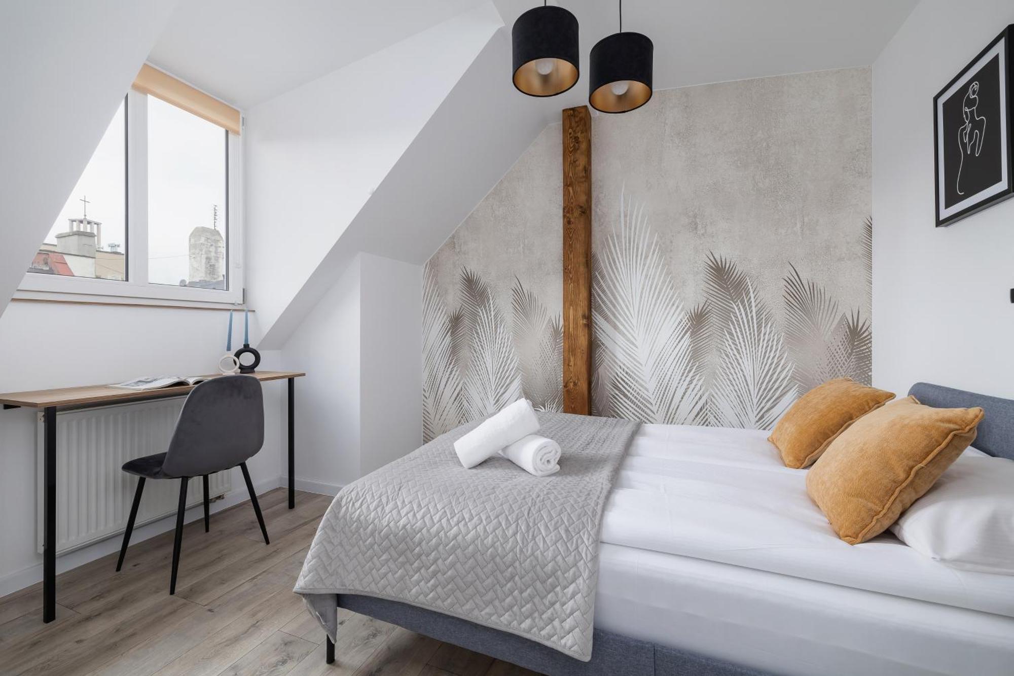 Cosy Apartments Kosciuszki Near The Main Train Station By Noclegi Renters คาโตวีตเซ ภายนอก รูปภาพ