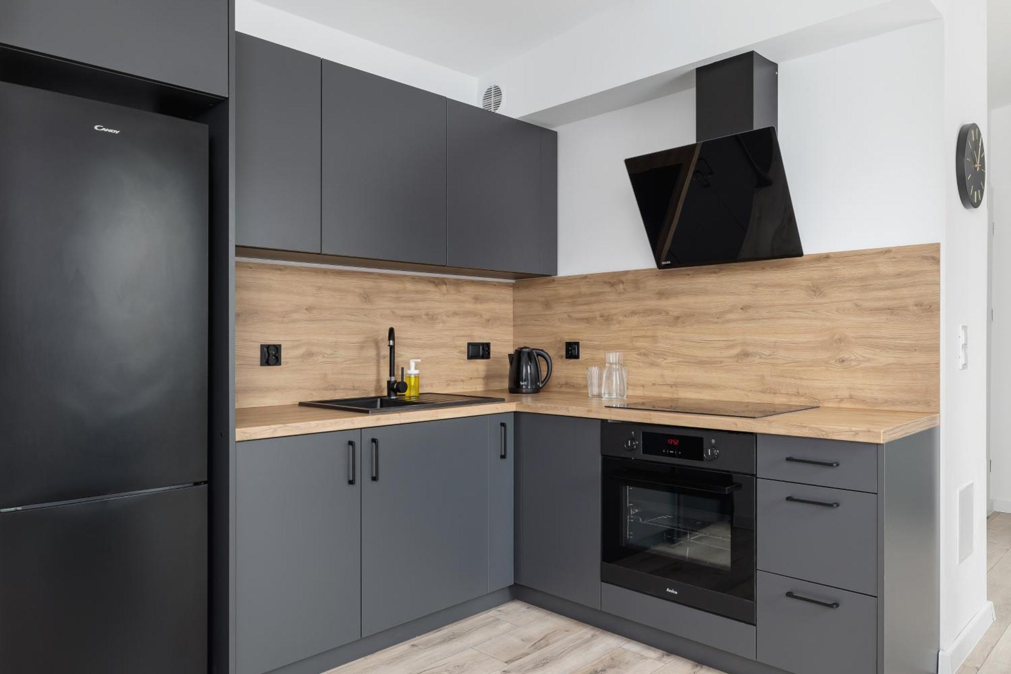 Cosy Apartments Kosciuszki Near The Main Train Station By Noclegi Renters คาโตวีตเซ ภายนอก รูปภาพ