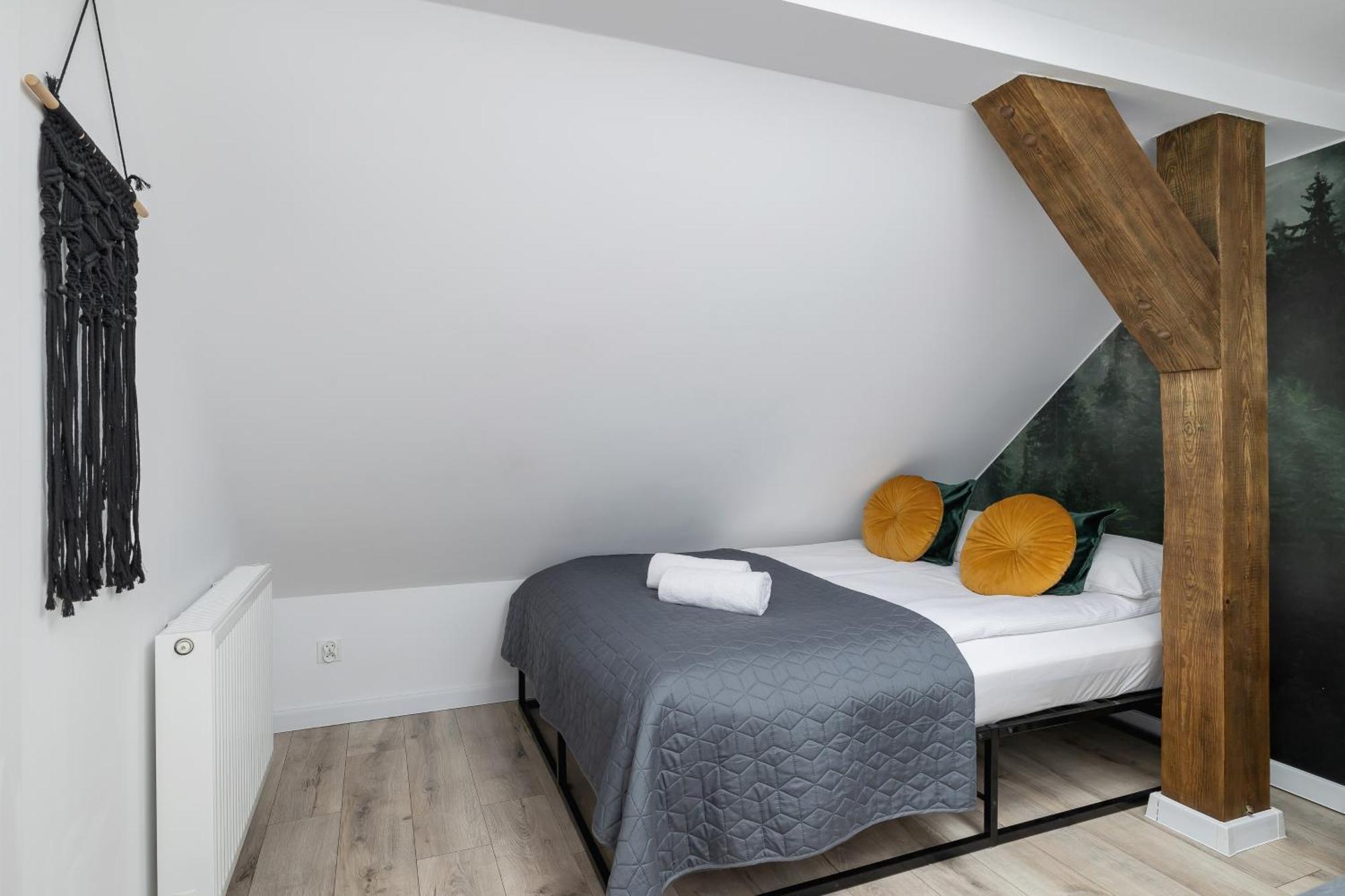 Cosy Apartments Kosciuszki Near The Main Train Station By Noclegi Renters คาโตวีตเซ ภายนอก รูปภาพ